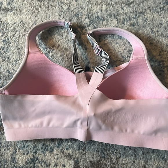 Victoria Sport padded push-up zip front sports bra - 34D - Picture 2 of 4